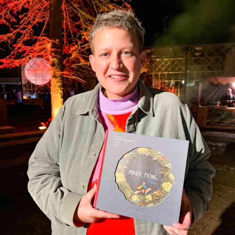 Vernisáž výstavy Malý princ otevřela kouzelný svět fantazie na Svatém Linhartu