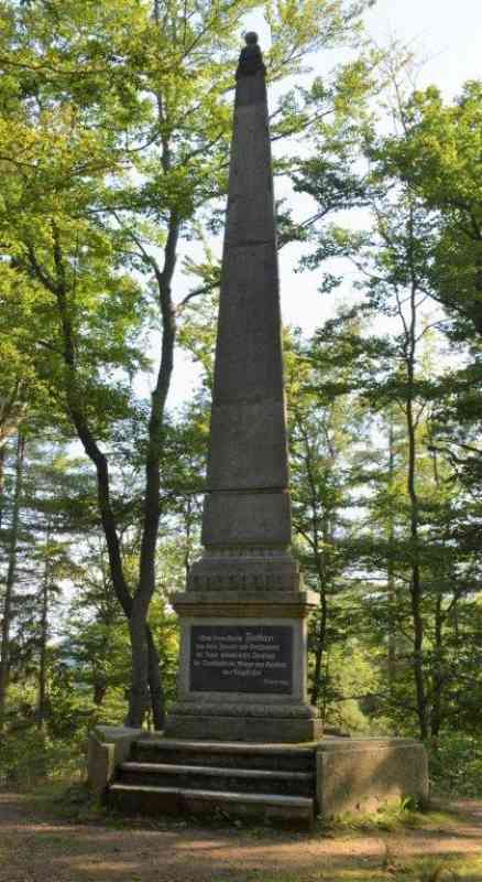 Findlaterův obelisk