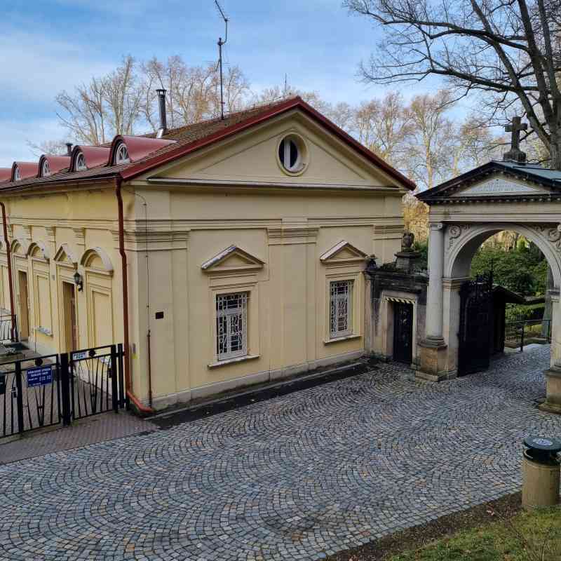 Hřbitovní správa dne 14. a 15. dubna zavřena